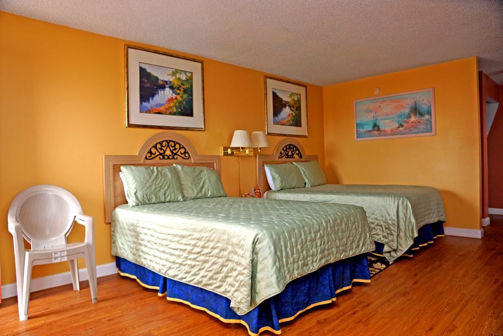 Beachwalk Inn Clearwater Beach Exterior foto