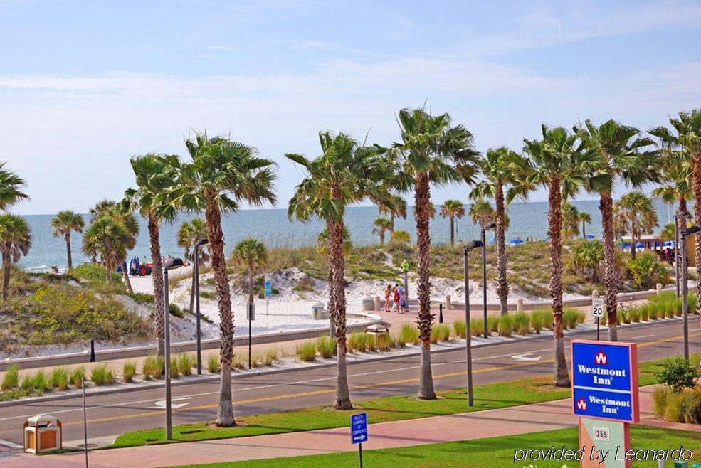 Beachwalk Inn Clearwater Beach Exterior foto