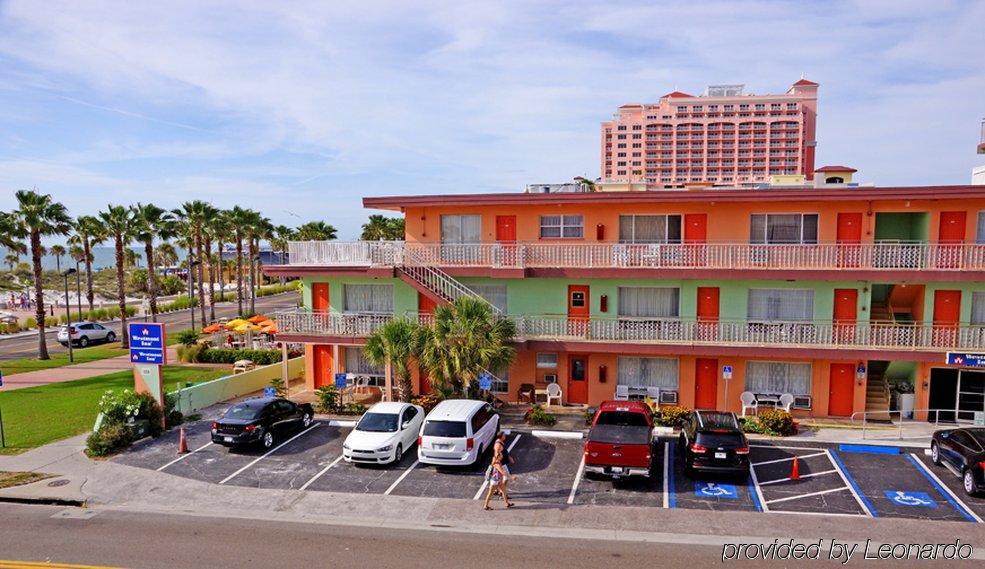 Beachwalk Inn Clearwater Beach Exterior foto