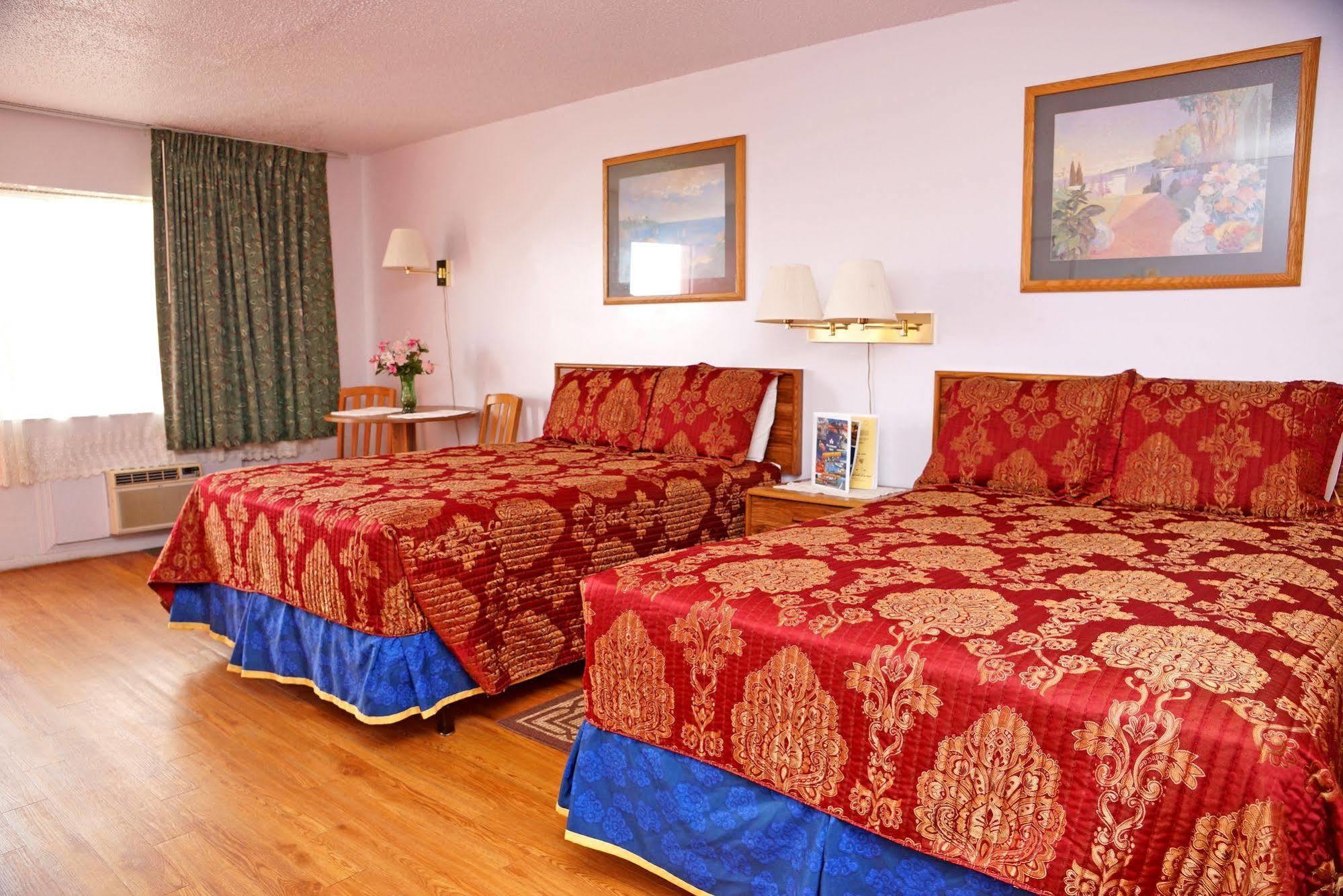 Beachwalk Inn Clearwater Beach Exterior foto