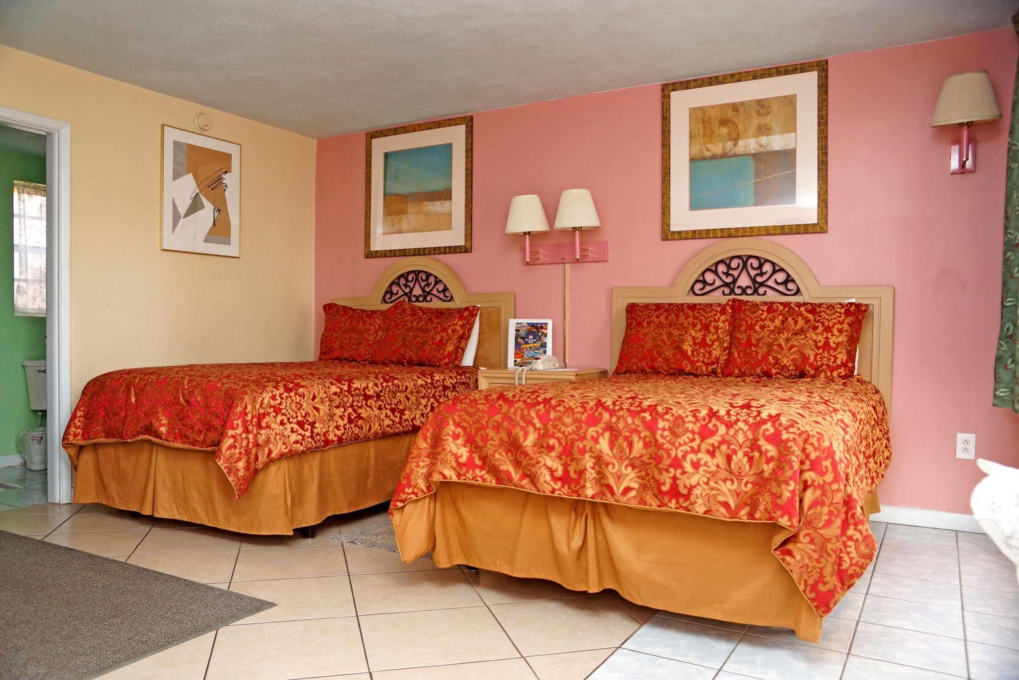 Beachwalk Inn Clearwater Beach Exterior foto